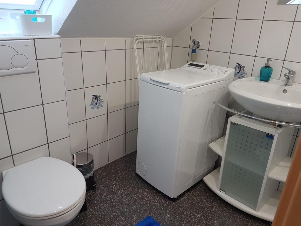 Ruhige Ferienwohnung Karlsruhe: Ideal für Monteure und Geschäftsreisende Exterior photo